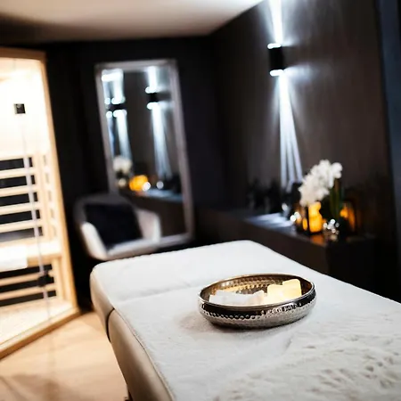 Hedone De Luxe Et Privatif *