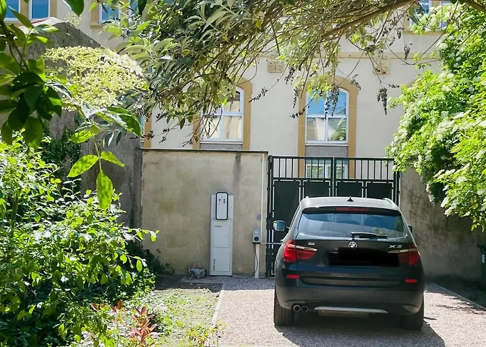 Hedone De Luxe Et Privatif *